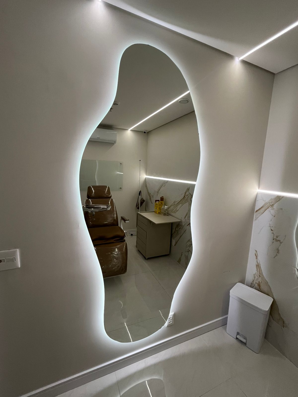 Espelhos; personalizados; led;